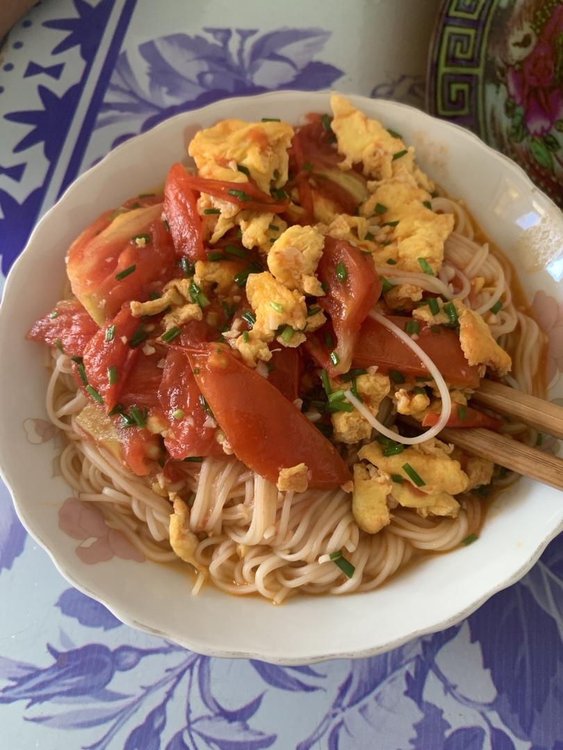 超级入味好吃的番茄鸡蛋面