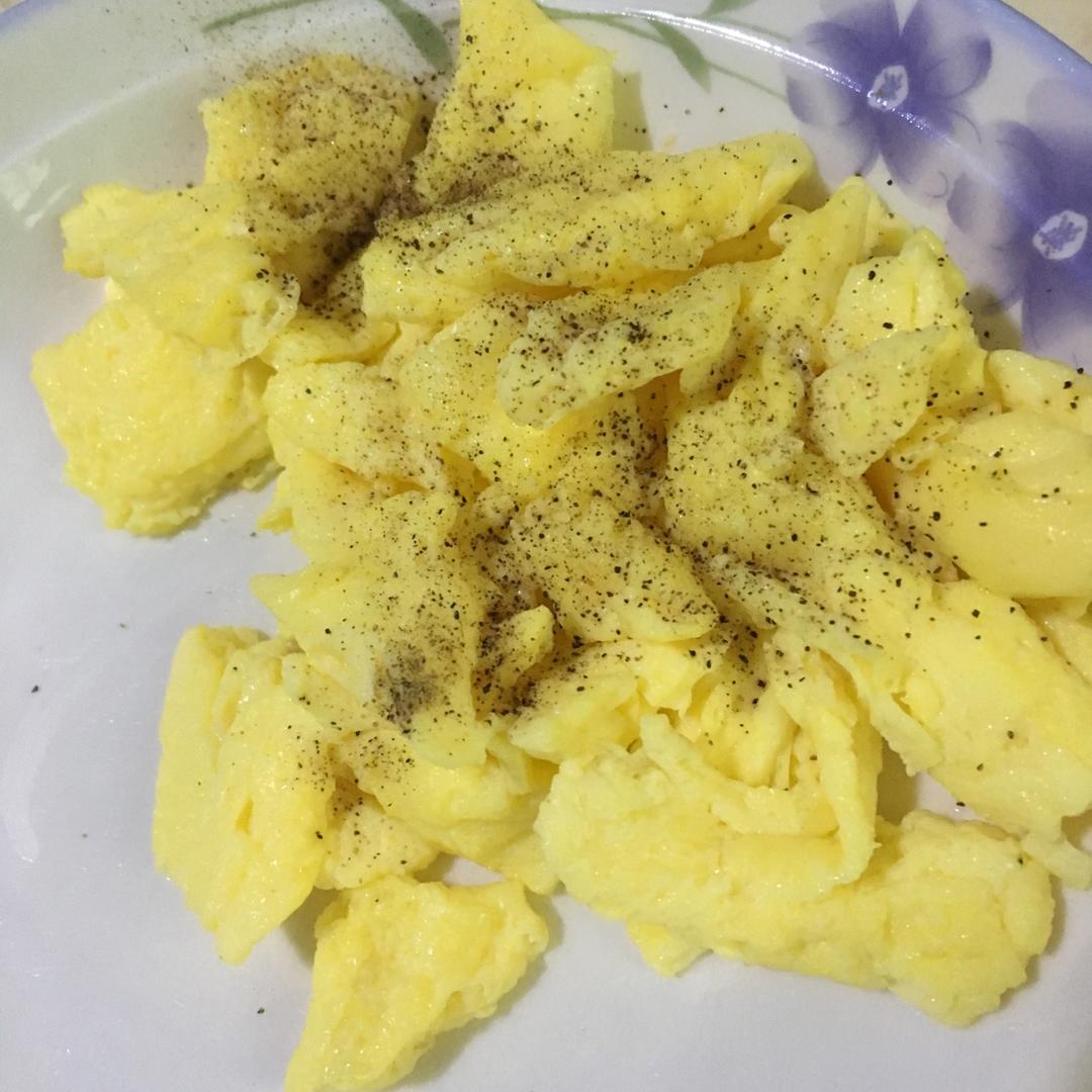 白菜家保姆做的scrambleegg经典美式早餐