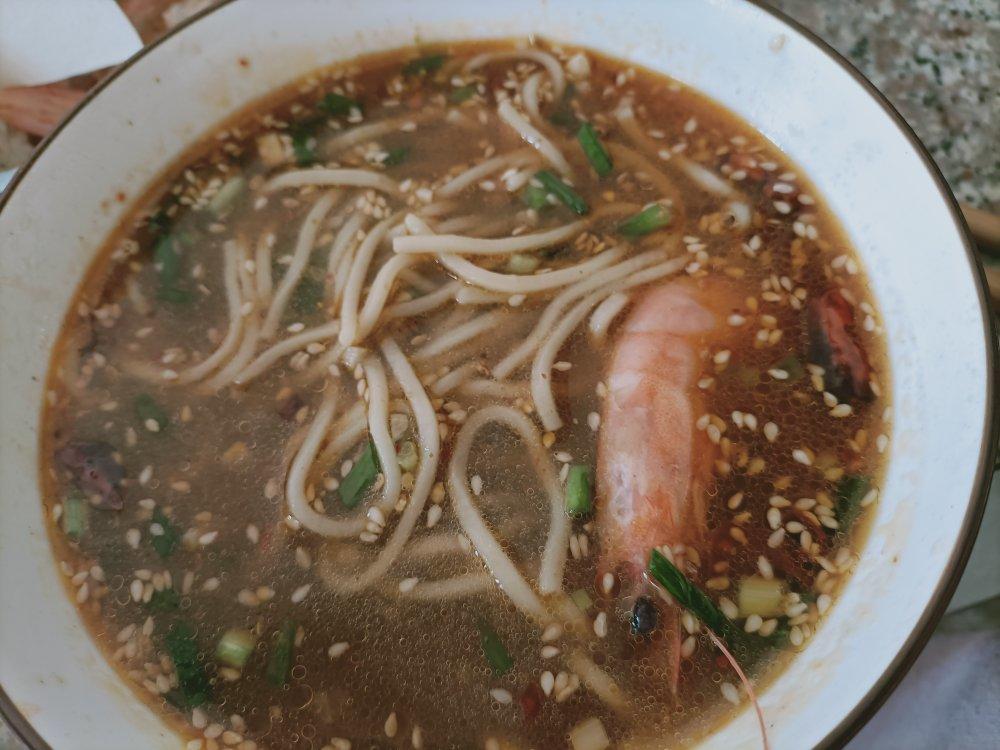 十分钟搞定的酸汤面（热汤面）