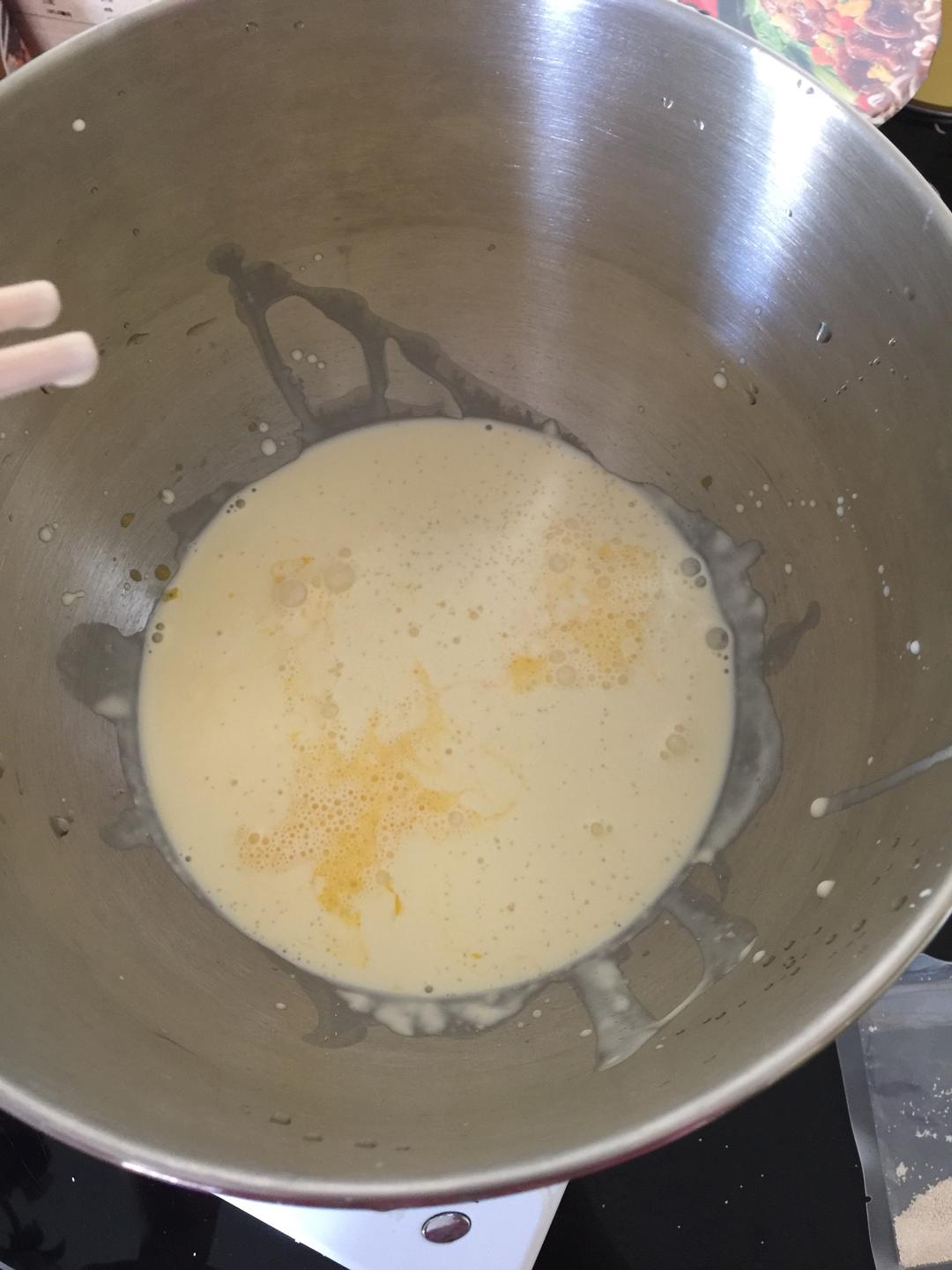 纯奶手撕吐司的做法 步骤1