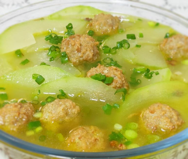 冬瓜丸子汤的做法