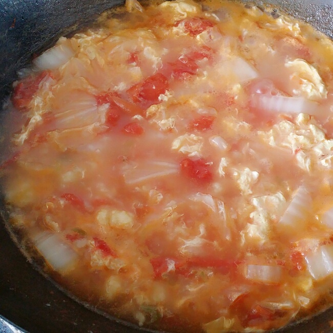西红柿白菜鸡蛋疙瘩汤的做法