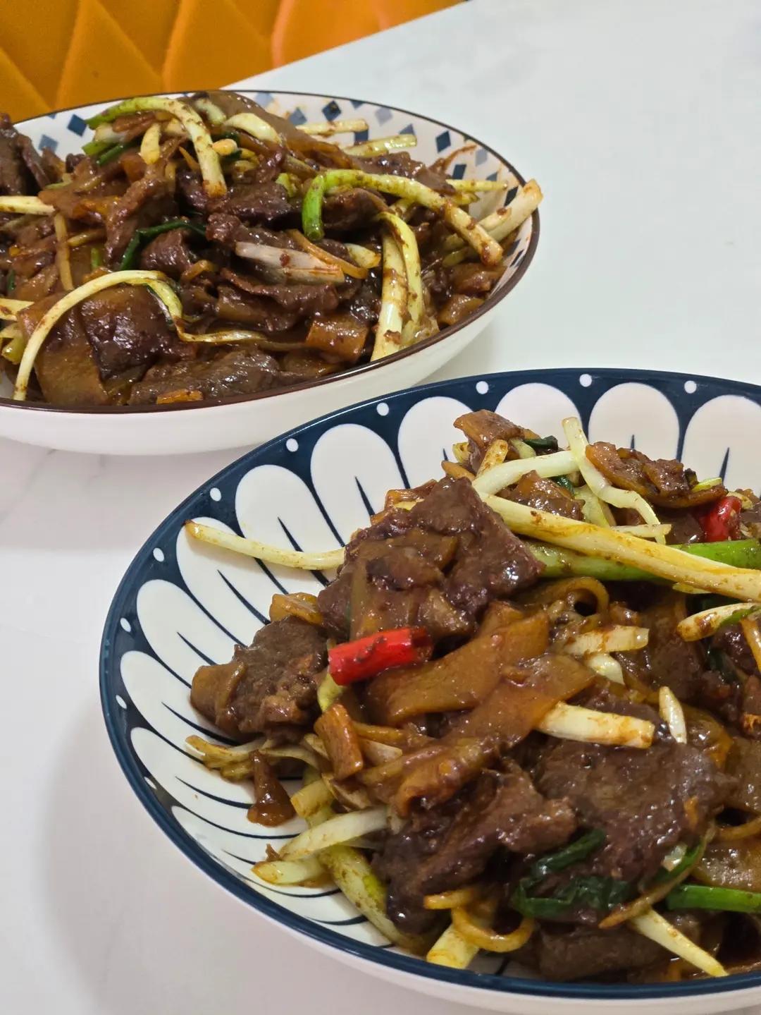 港式茶餐厅的干炒牛河