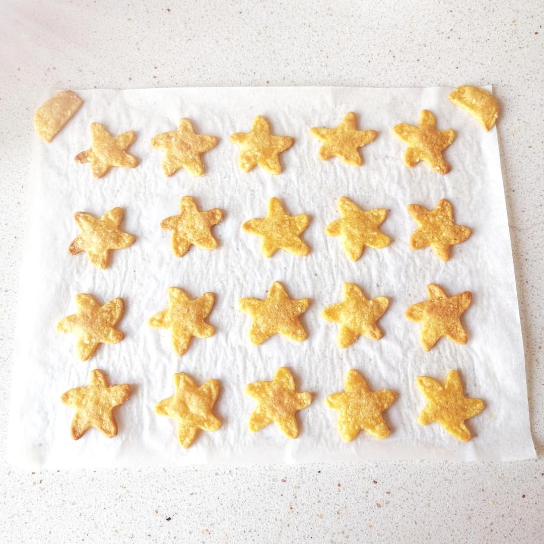 红薯星星饼，外酥里糯，自制零食宝宝太爱了