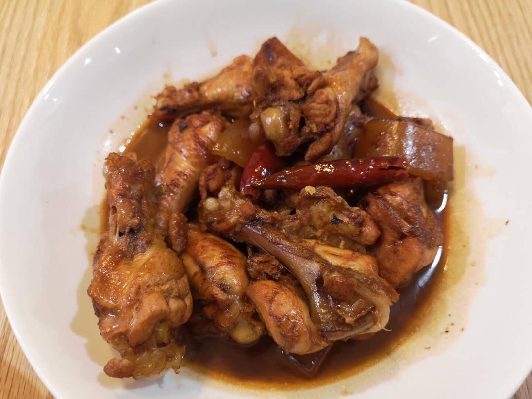 简单又美味的红烧鸡翅根