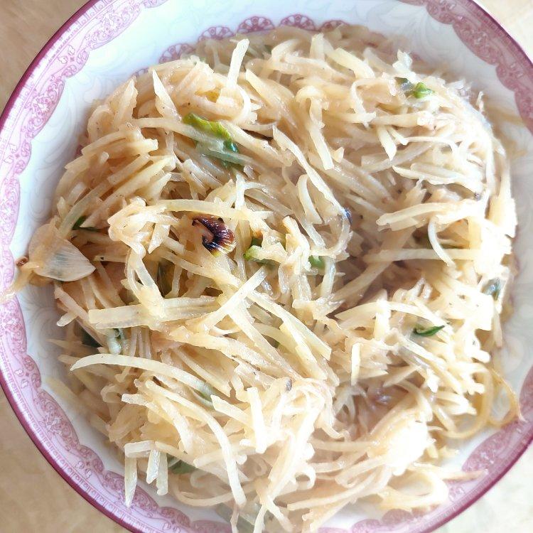 家常炒土豆丝
