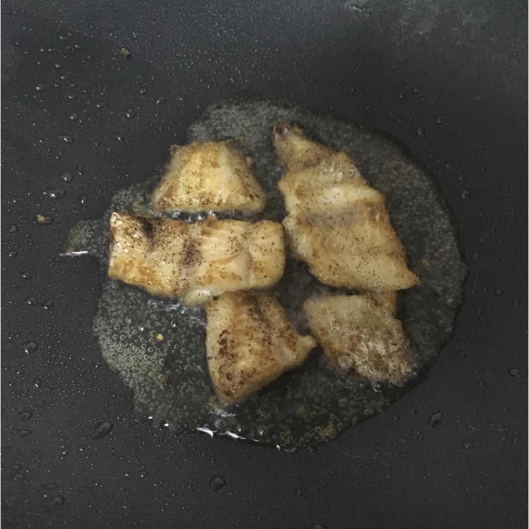 香煎鳕鱼