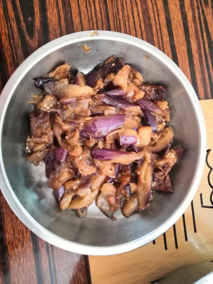 家常红烧茄子🍆，只要少量的油且下饭