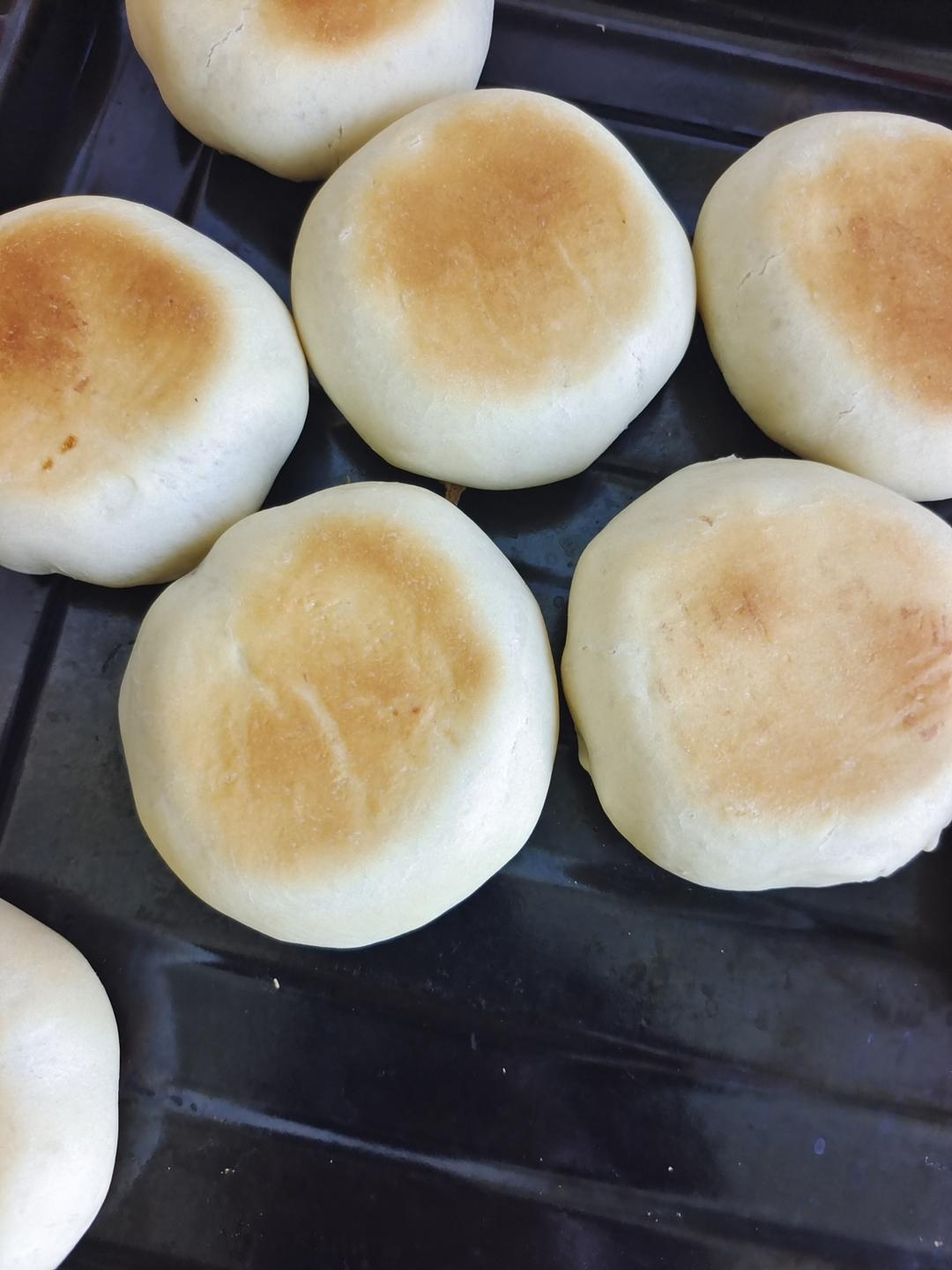 发面红糖芝麻饼