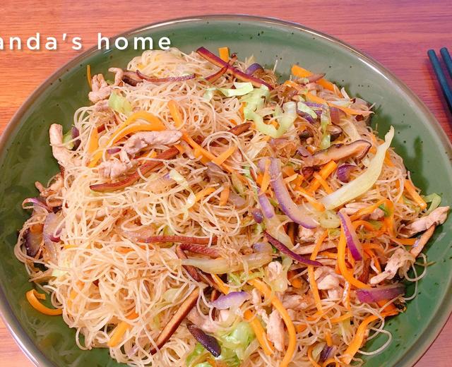 一盘超级好吃的炒米线的做法