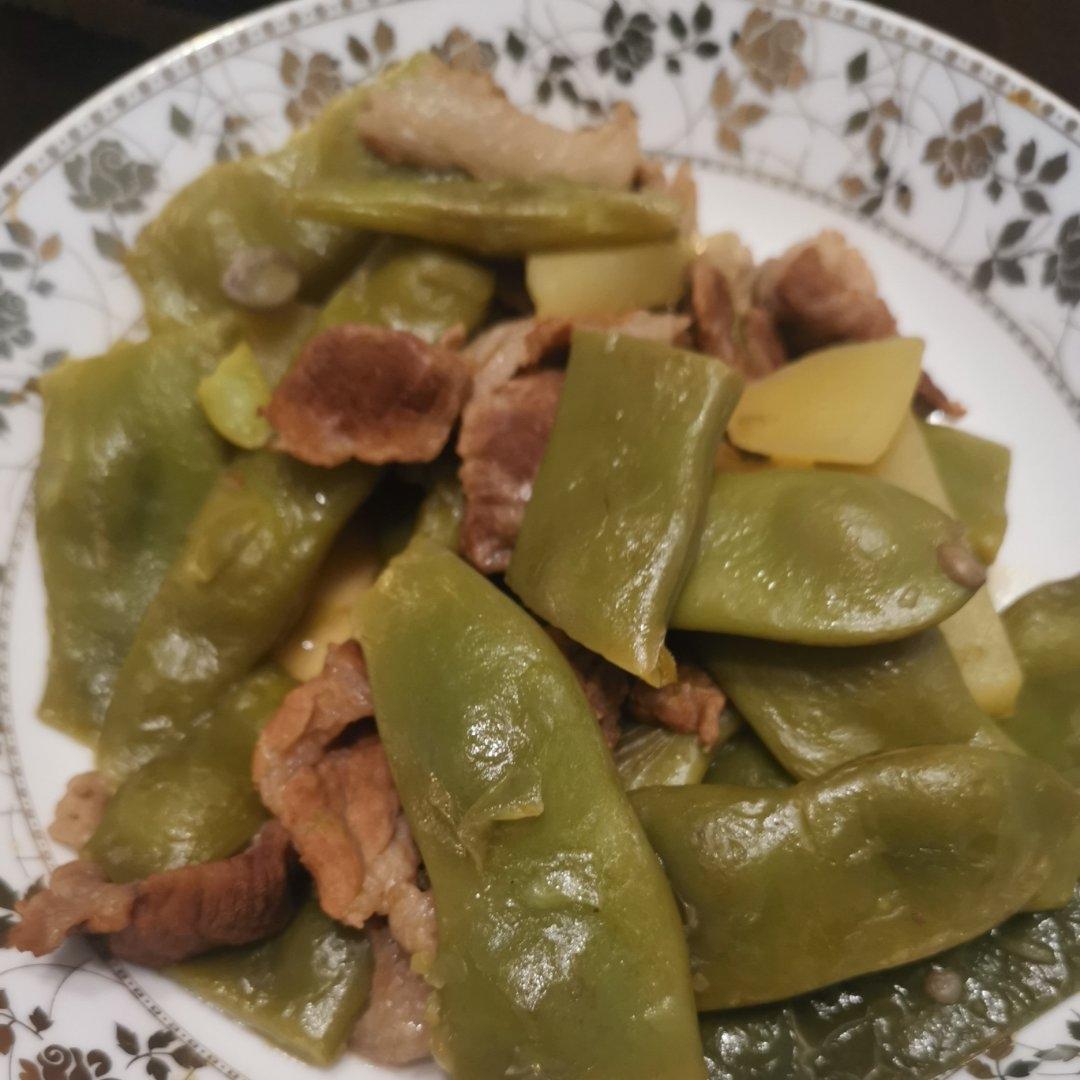 面豆炖五花肉土豆