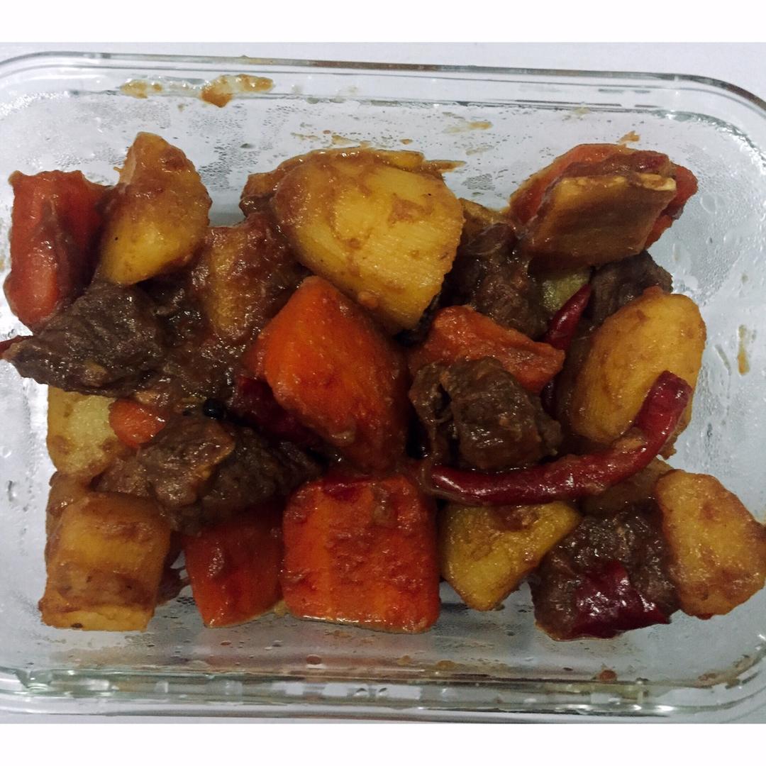 红烧牛肉土豆 （独家秘制）