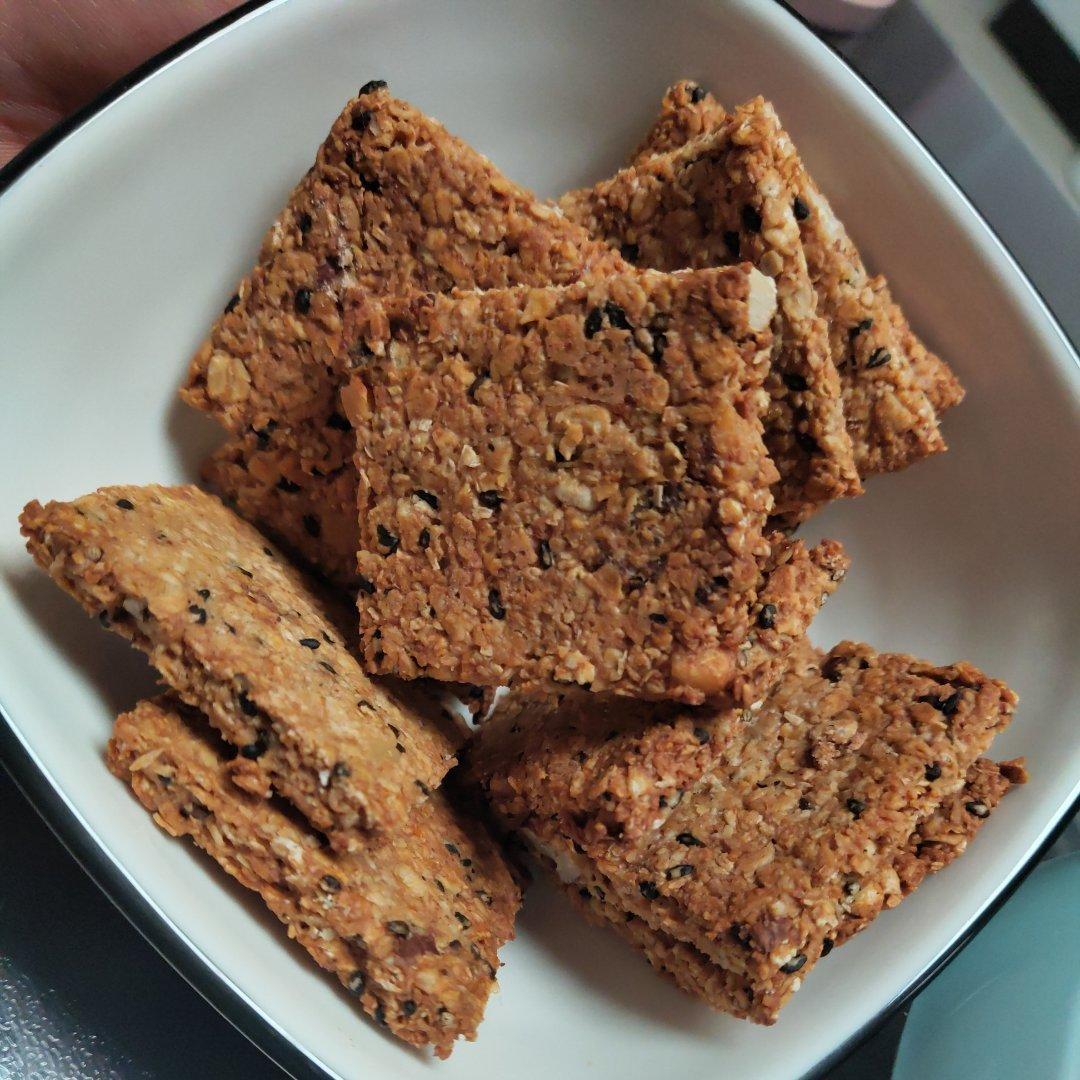哇哦kaka做的红糖燕麦饼干燕麦片总泡着吃没意思简单拌一拌做成低卡