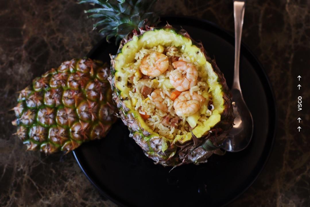 虾仁菠萝炒饭