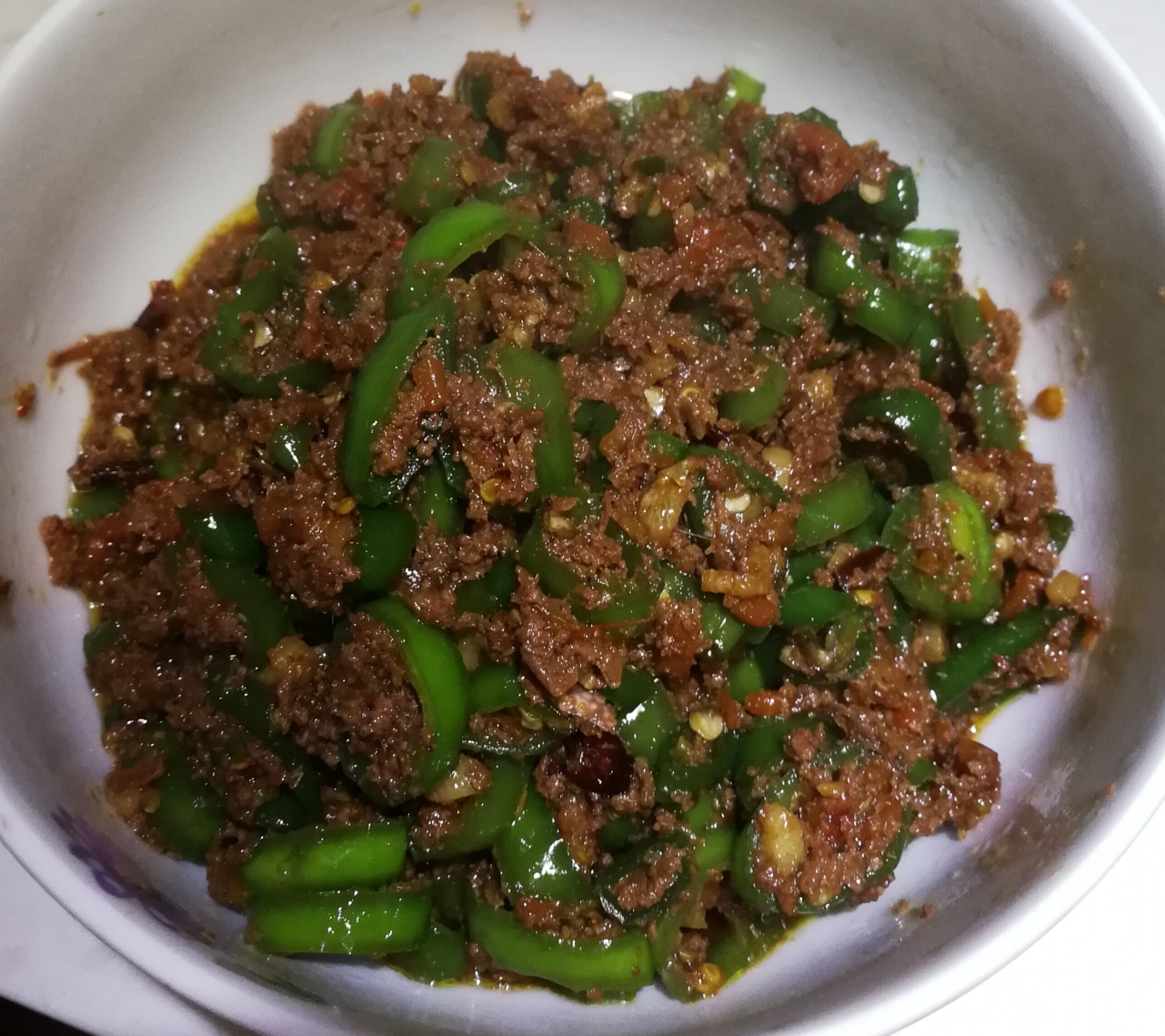 山东人都爱吃的虾酱炒辣椒~超级下饭（馒头）的做法