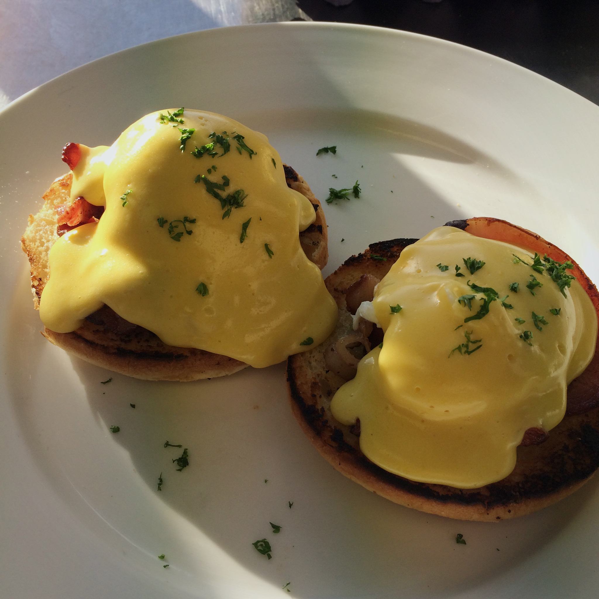 鬼螟做的eggsbenedict班尼迪克蛋