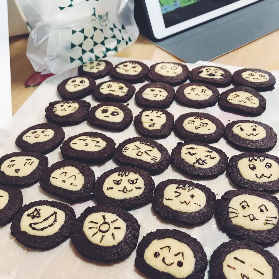 萌哭了的可可狮子饼干