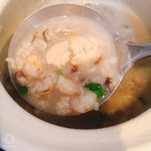 生蚝虾仁香菇粥的做法 步骤2
