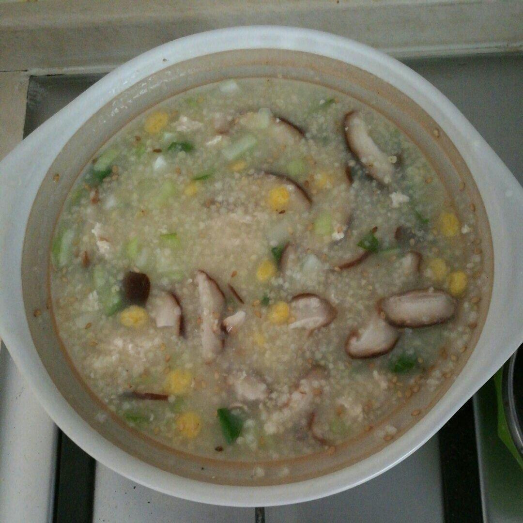 香菇鸡肉粥