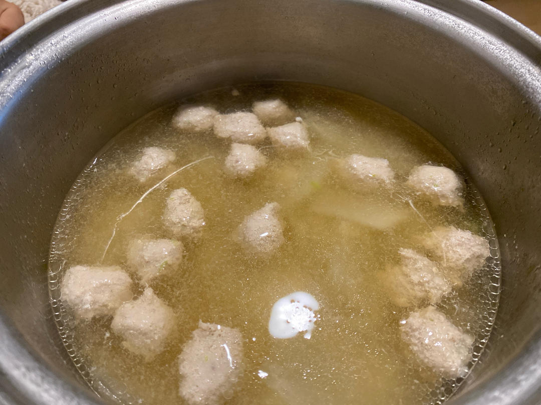 夏天不可错过的家常味--冬瓜丸子汤