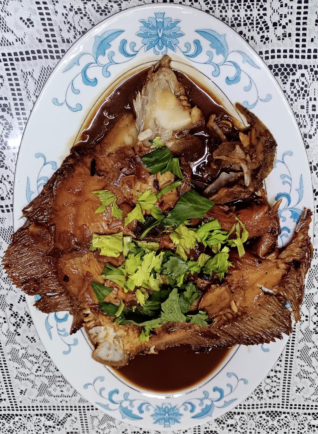 酱焖鲽鱼头