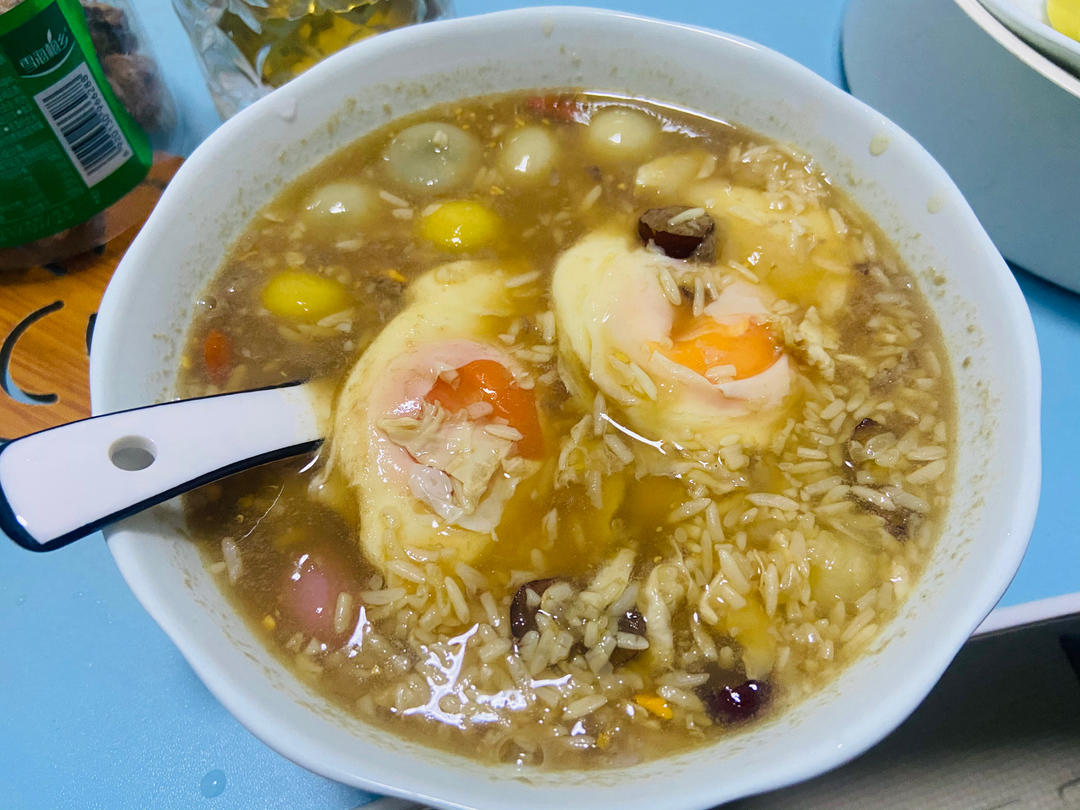 老红糖醪糟窝鸡蛋
