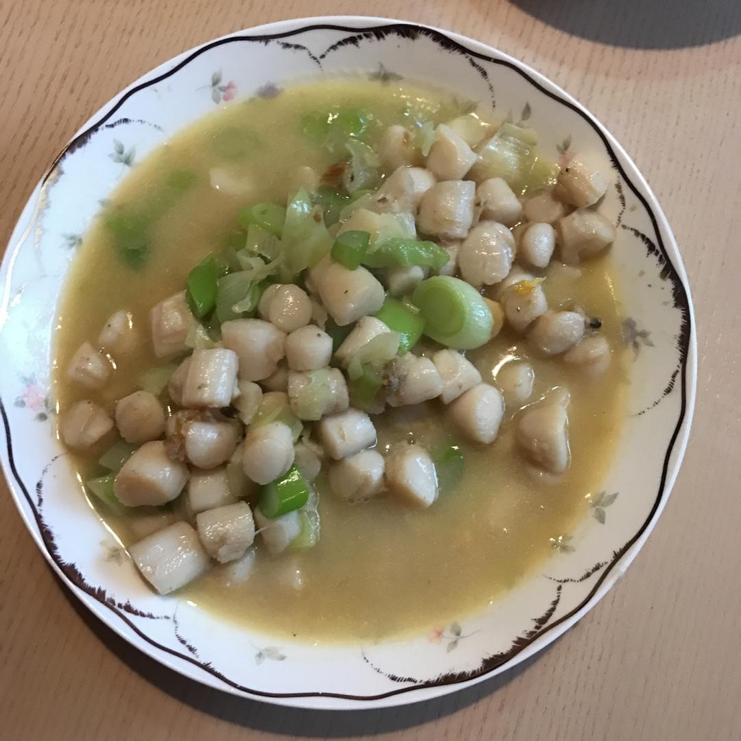 舒芙蕾与骑士做的炒鲜贝