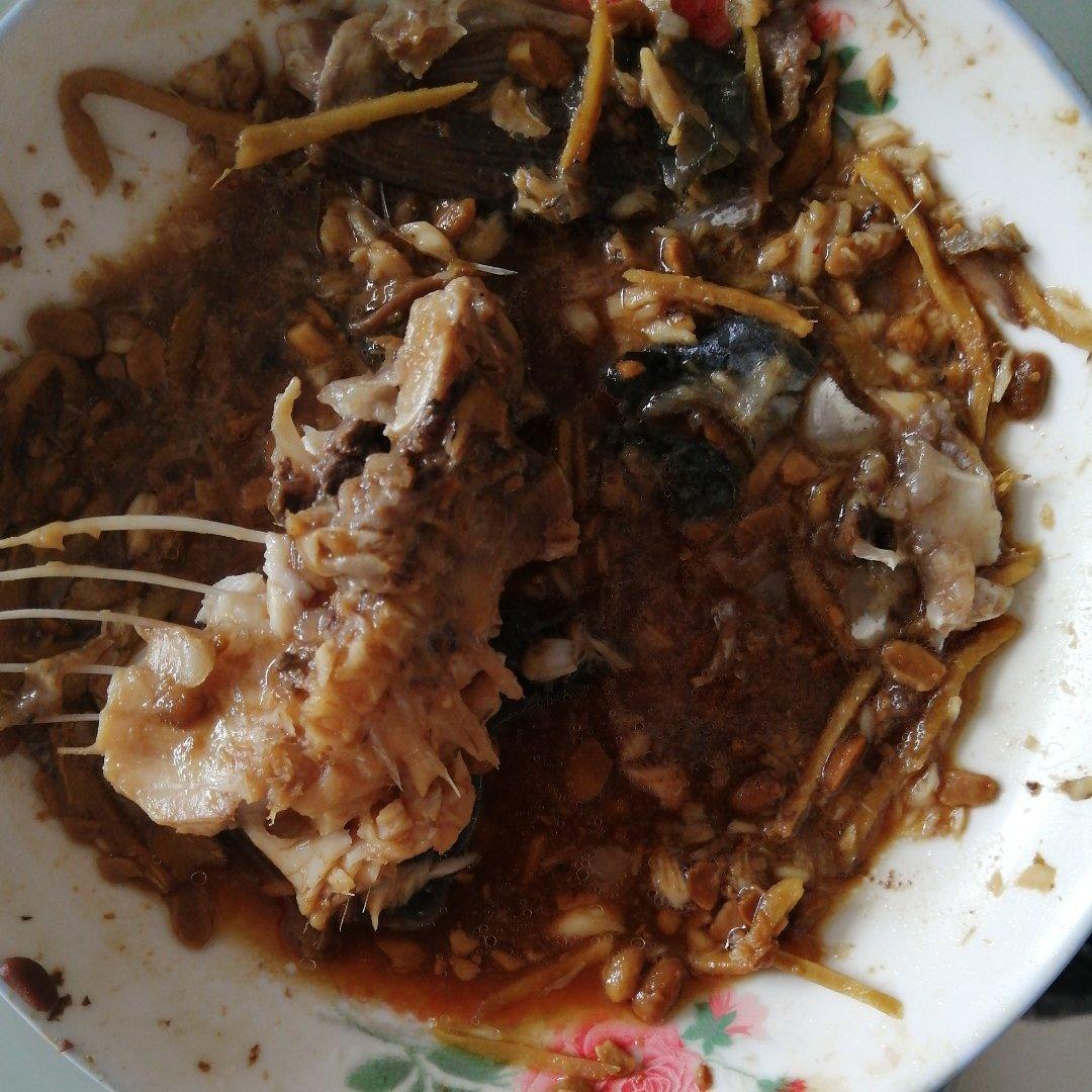豆瓣酱蒸草鱼（蒸出不一样的鲜味）