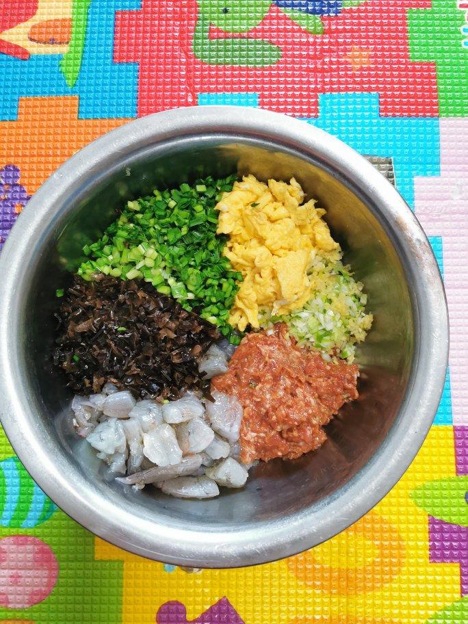 三鲜水饺（三鲜馅饺子）