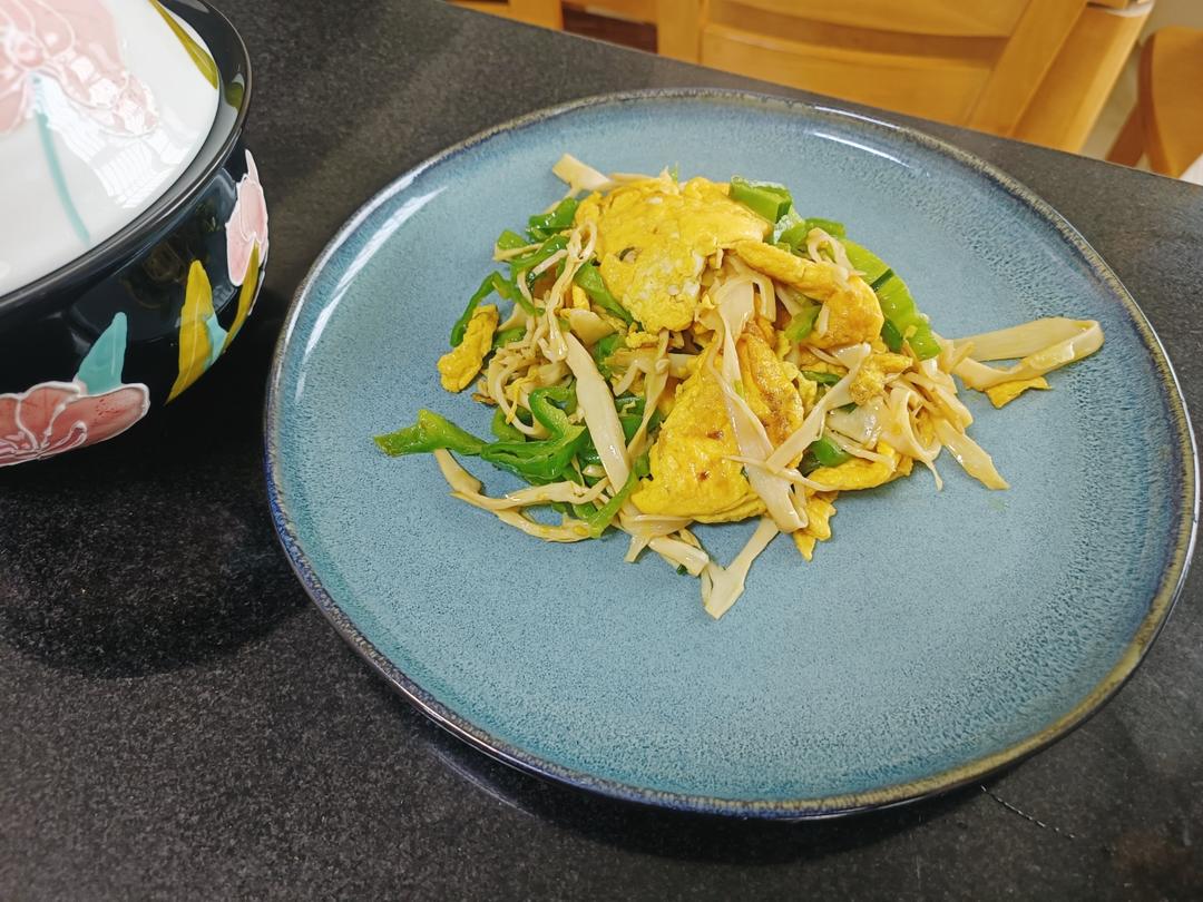 竹笋炒鸡蛋