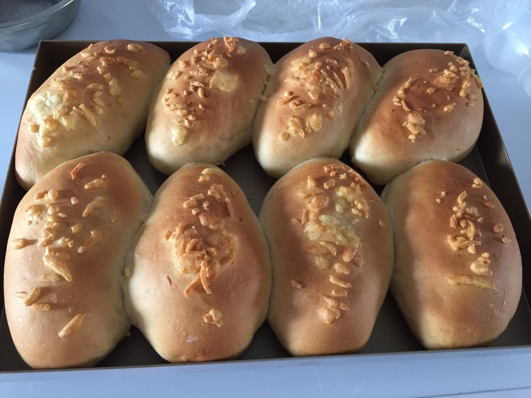 肉松火腿奶酪香葱面包