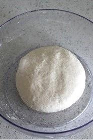 玫瑰豆沙面包卷的做法 步骤1