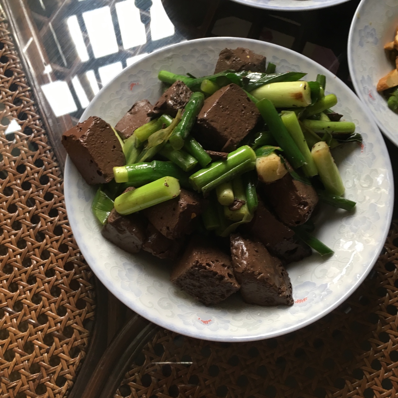 大蒜炒血豆腐