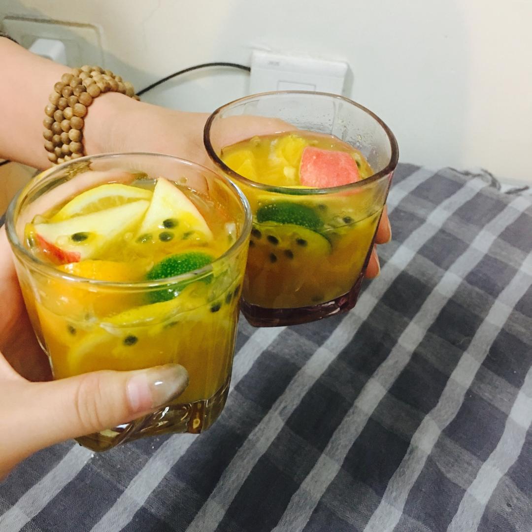 栗洛洛做的鲜水果茶