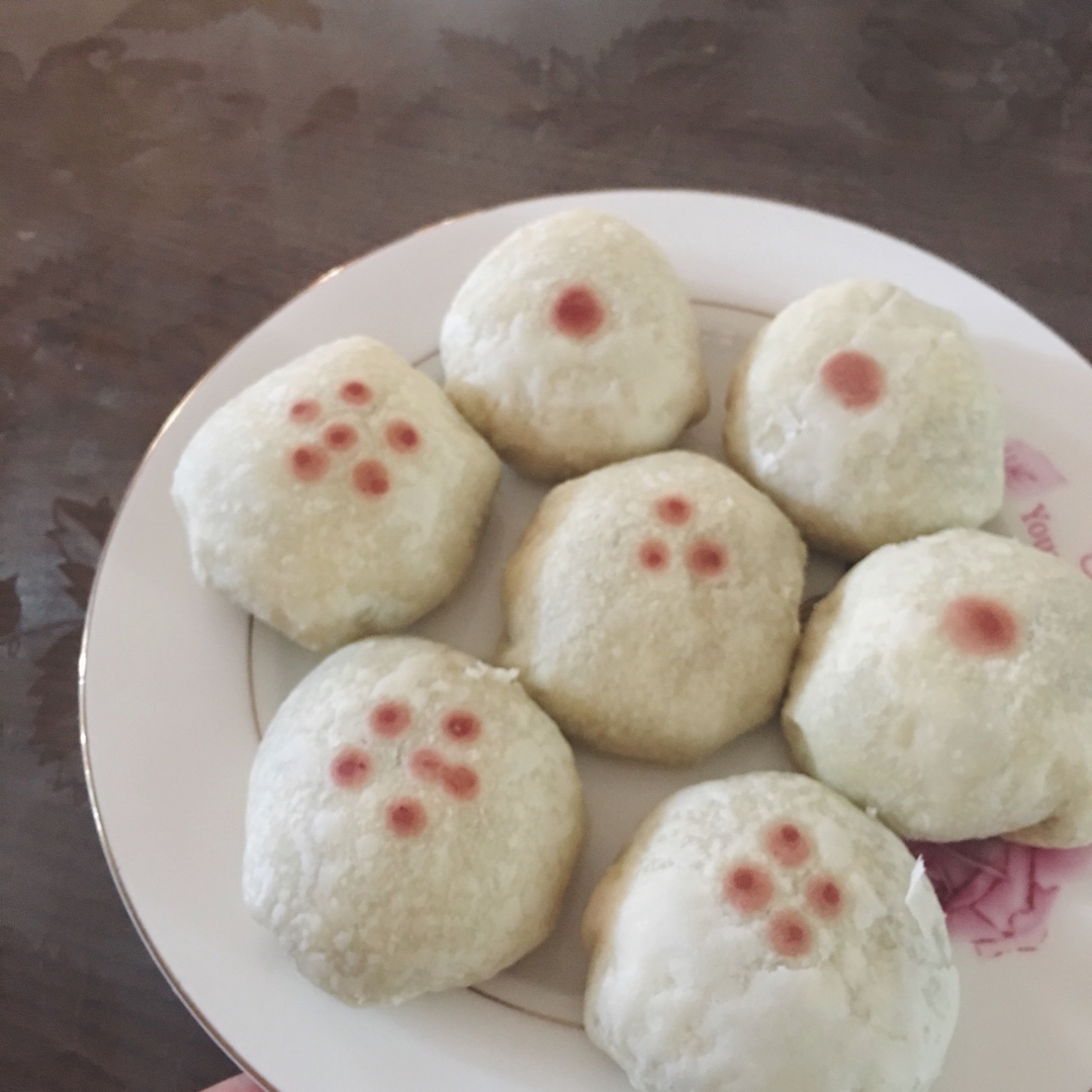 薄如蝉翼的中式酥皮——玫瑰鲜花饼