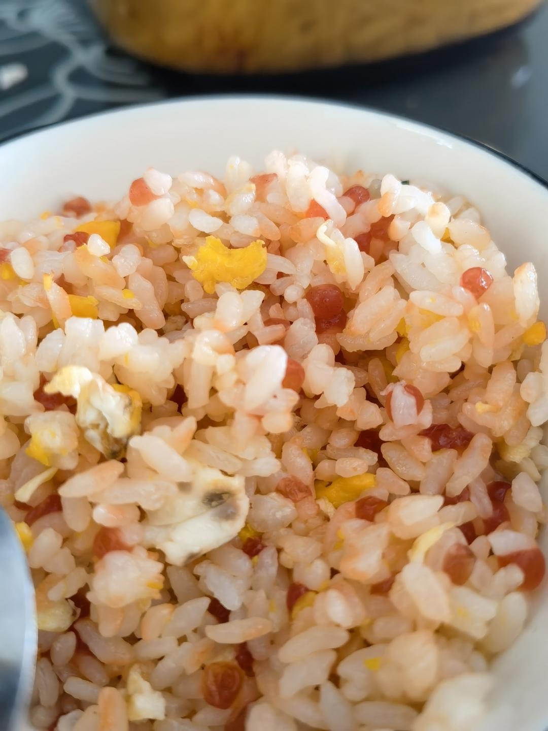 鱼子酱炒饭