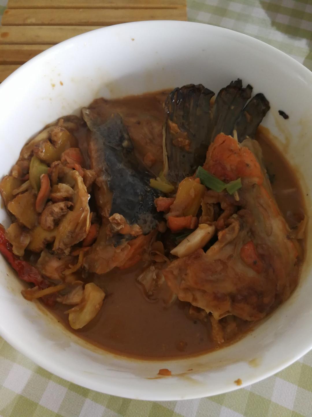 这么做《中餐厅》里的砂锅鱼头煲，超简单！