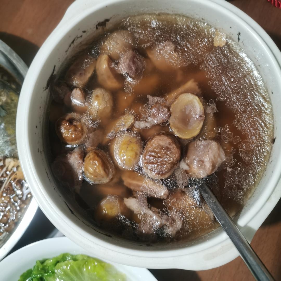 板栗排骨汤