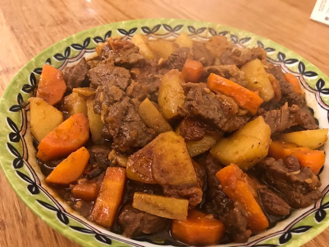 红烧牛肉土豆 （独家秘制）