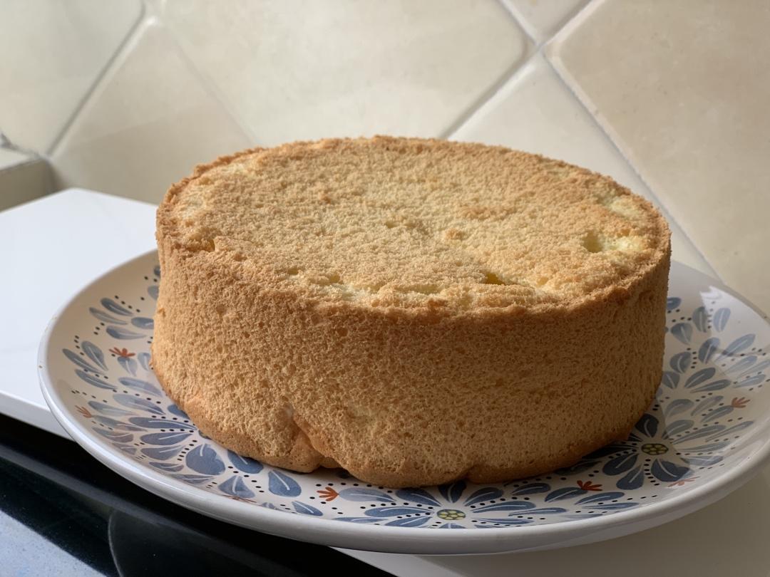 超简单完美戚风蛋糕（6寸2蛋）附打发、翻拌、脱模视频