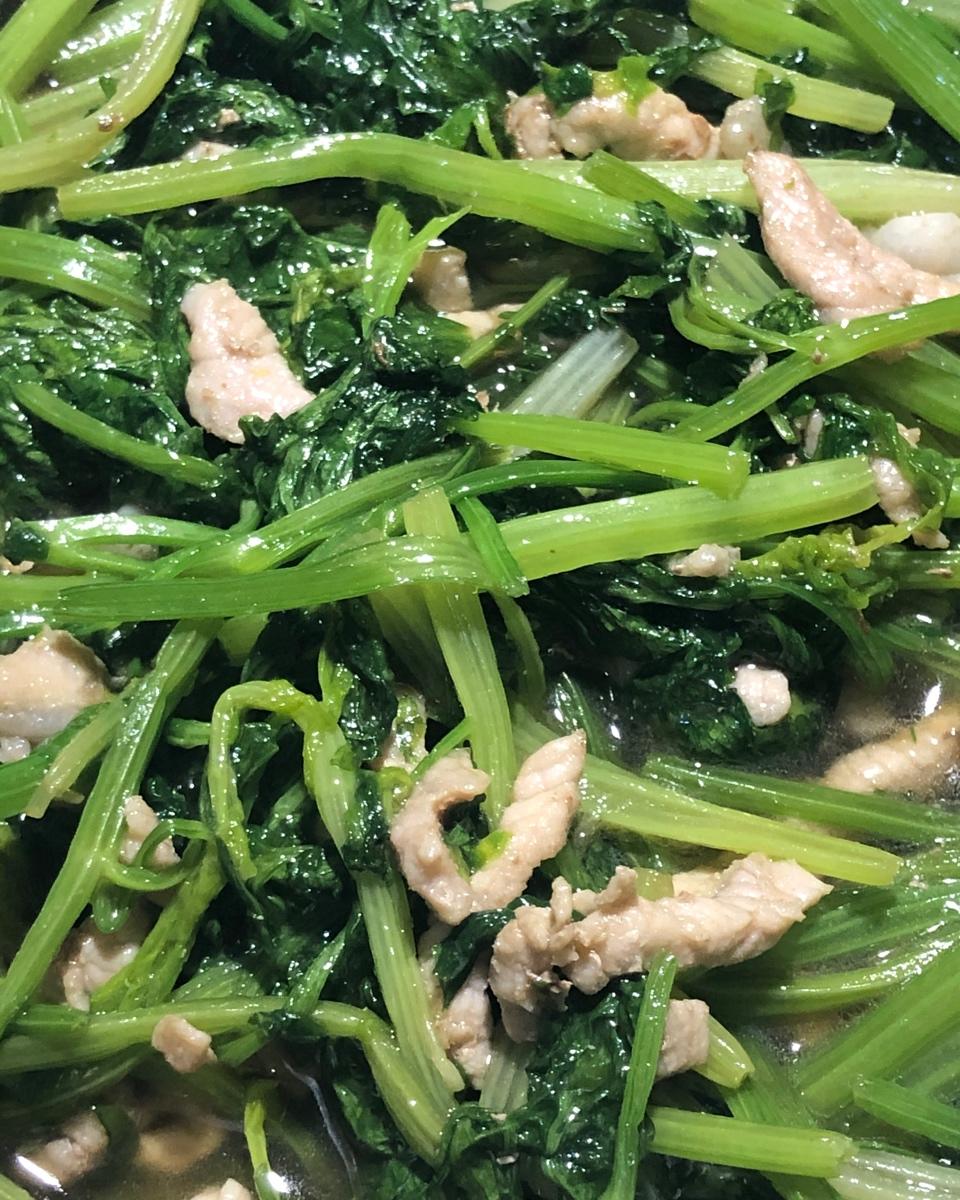 芹菜炒肉丝