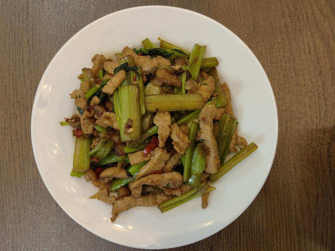 香芹炒肉家常下饭菜！