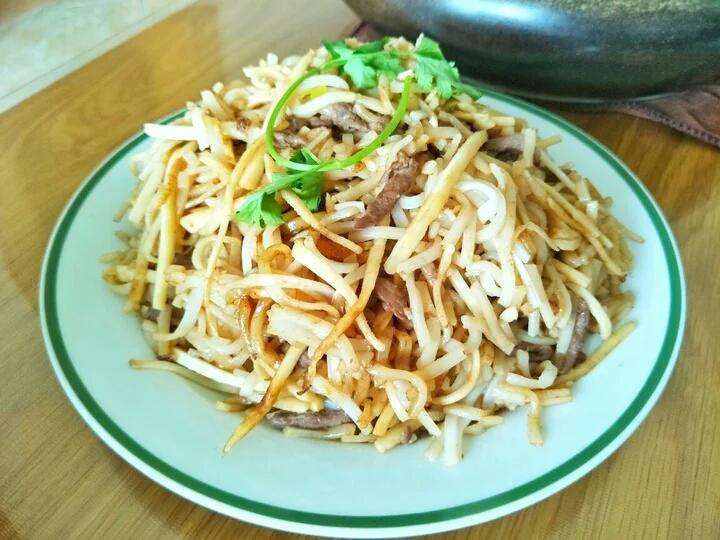 吃米该虾做的炒笋粿