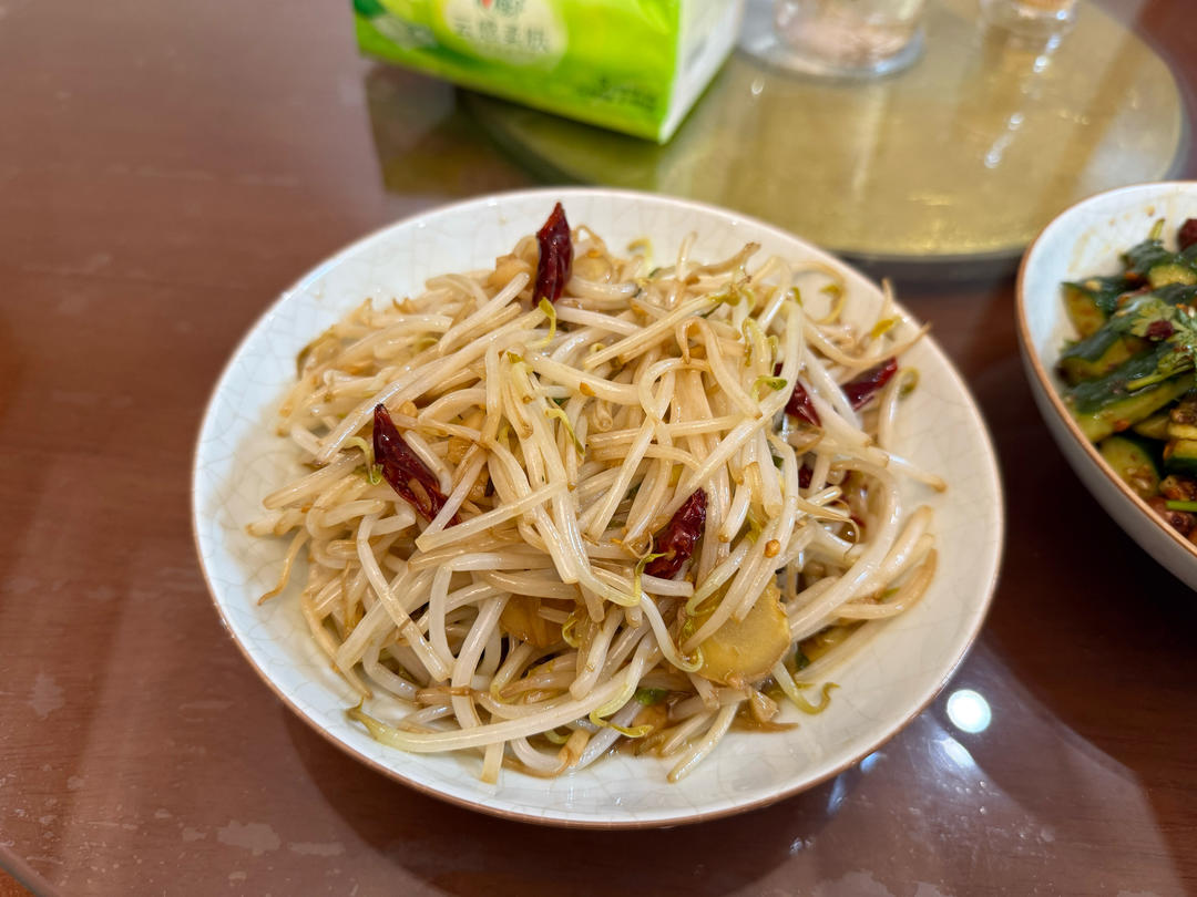酸辣脆爽的炒豆芽