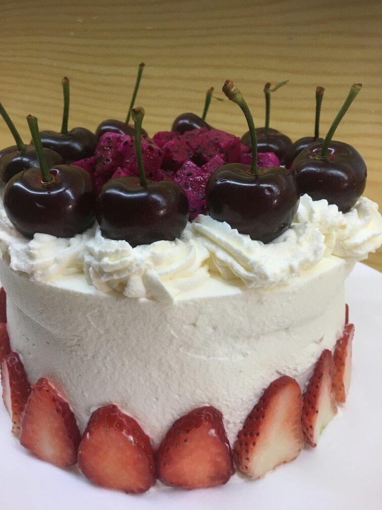 超级简单的味多美同款生日蛋糕（6寸），新手也能高度还原
