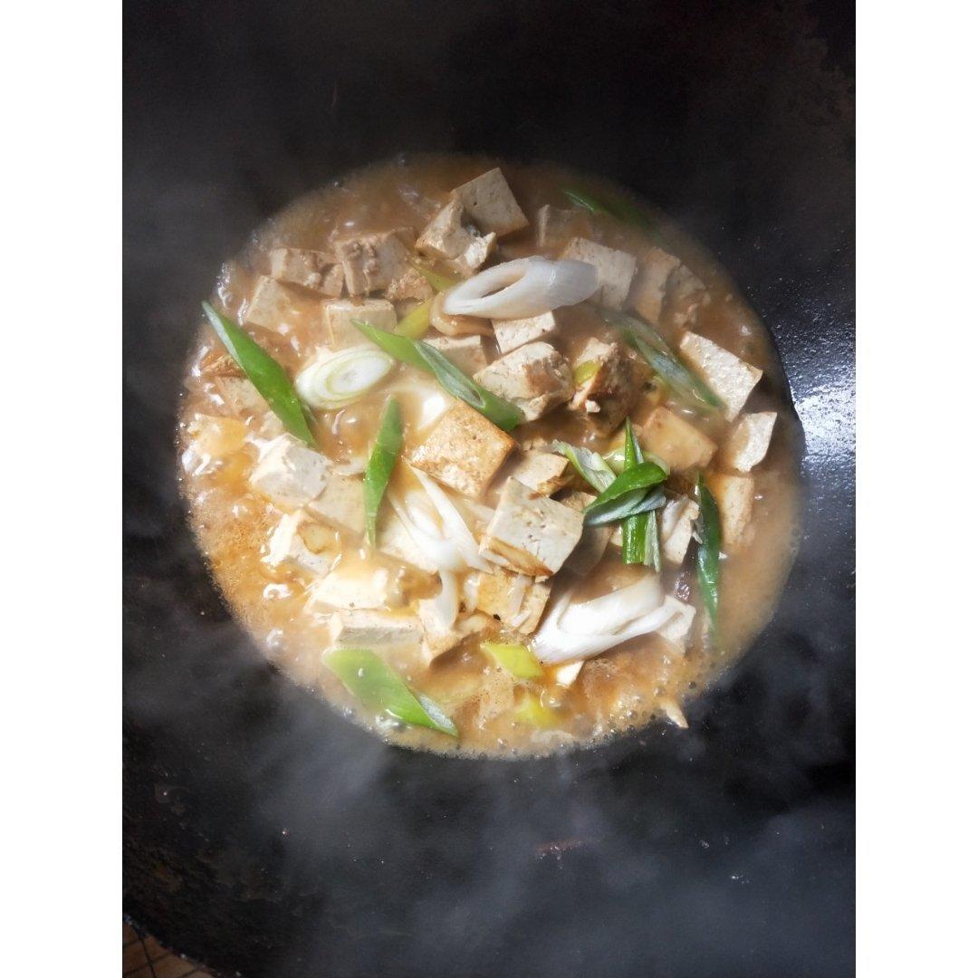 清炒豆腐块 鲜嫩可口又入味 最快手的豆腐炒法