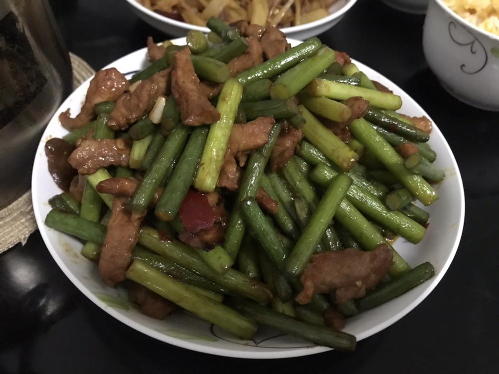 蒜薹炒肉
