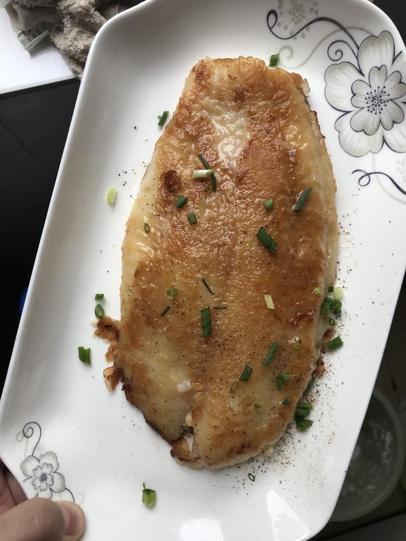 香煎巴沙鱼（龙利鱼）