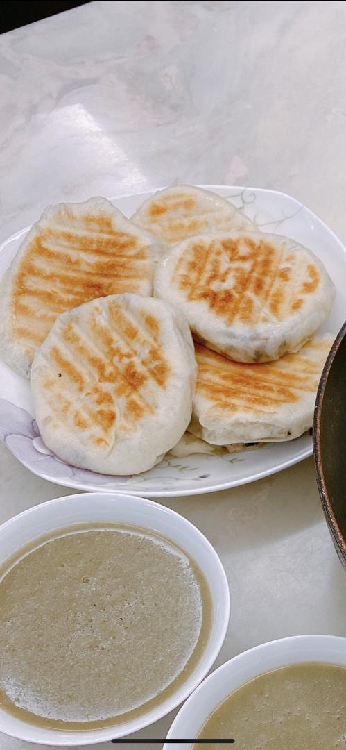 不用去早餐店的发面馅饼
