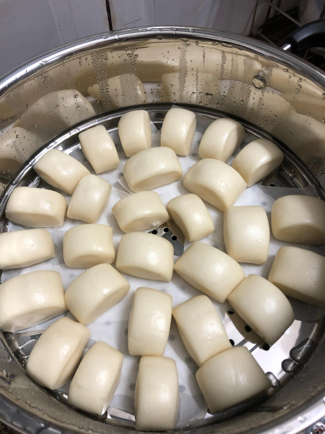 一发奶香小馒头，口感特别好！